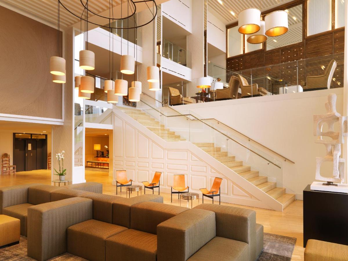 Zona de estar de Hotel Camiral - The Leading Hotels of the World