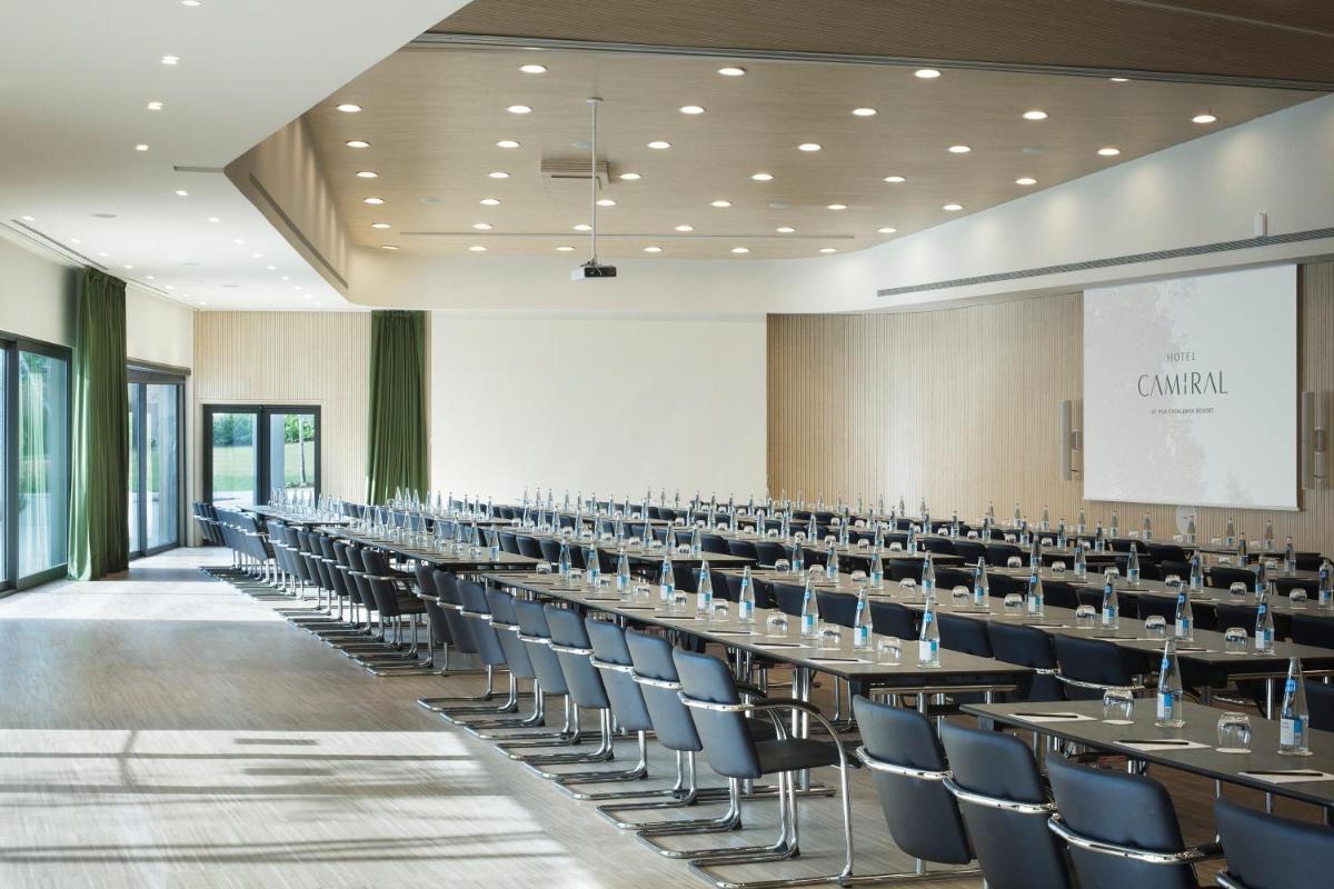 Zona business o sala de conferencias en Hotel Camiral - The Leading Hotels of the World