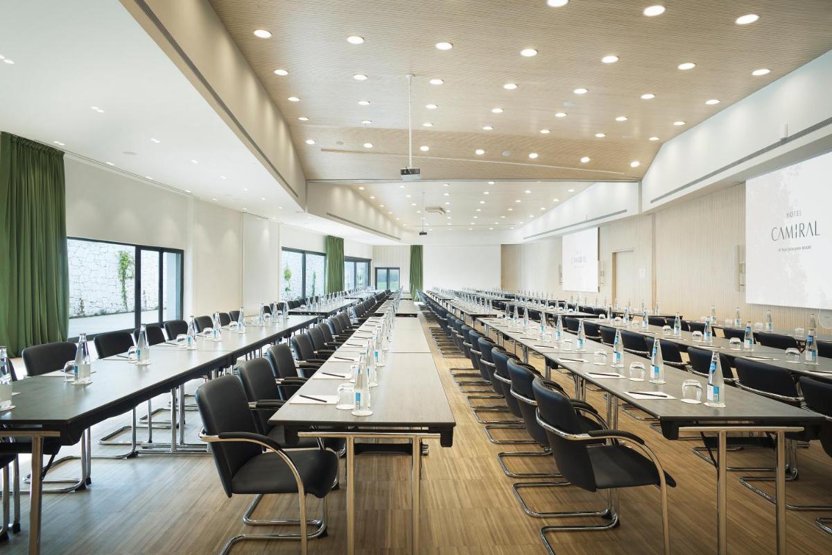 Zona business o sala de conferencias en Hotel Camiral - The Leading Hotels of the World