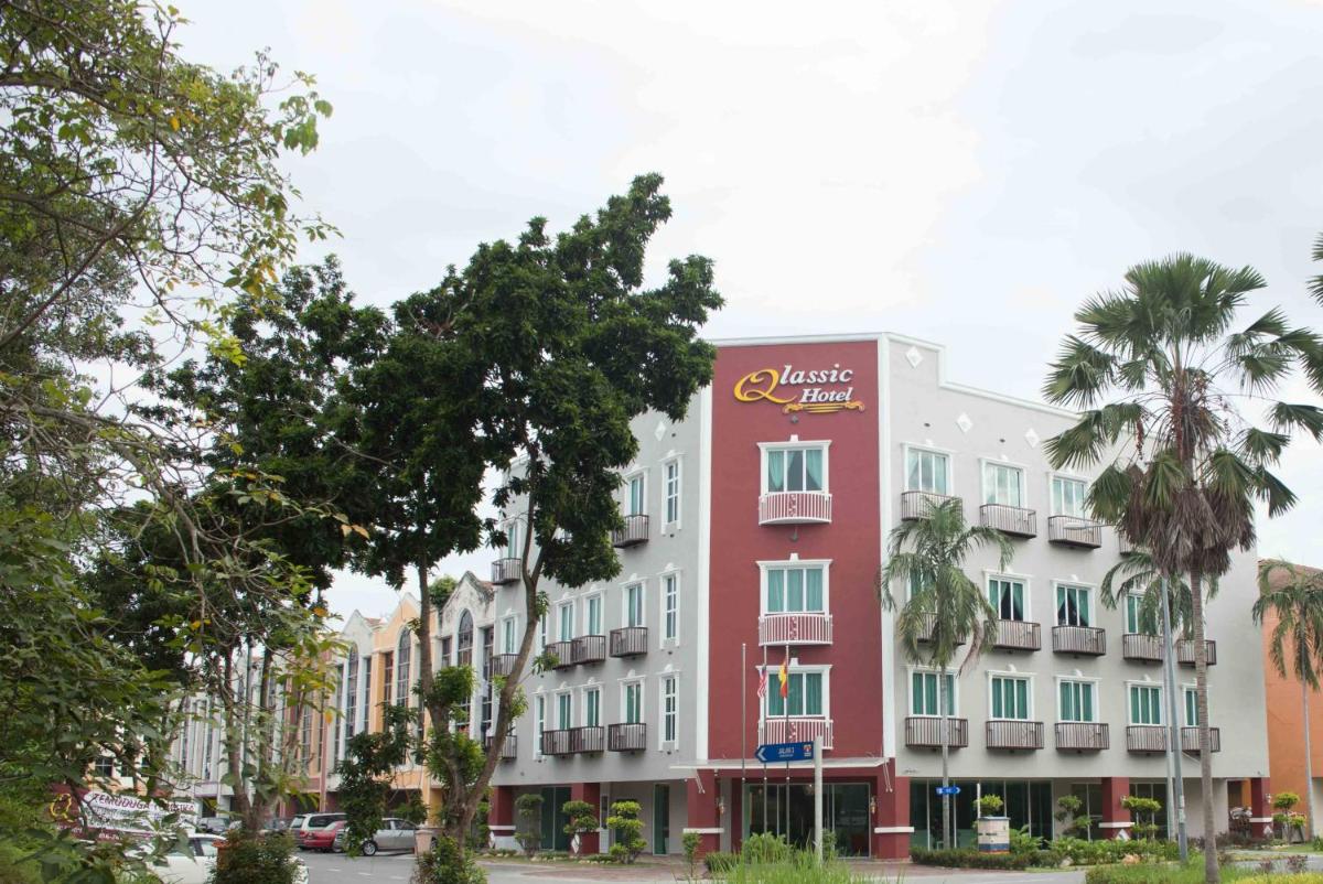 Qlassic Hotel - Housity