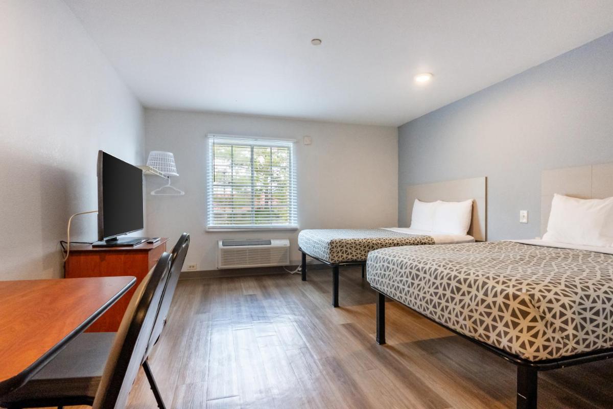 Suburban Studios Huntsville University Area - Housity
