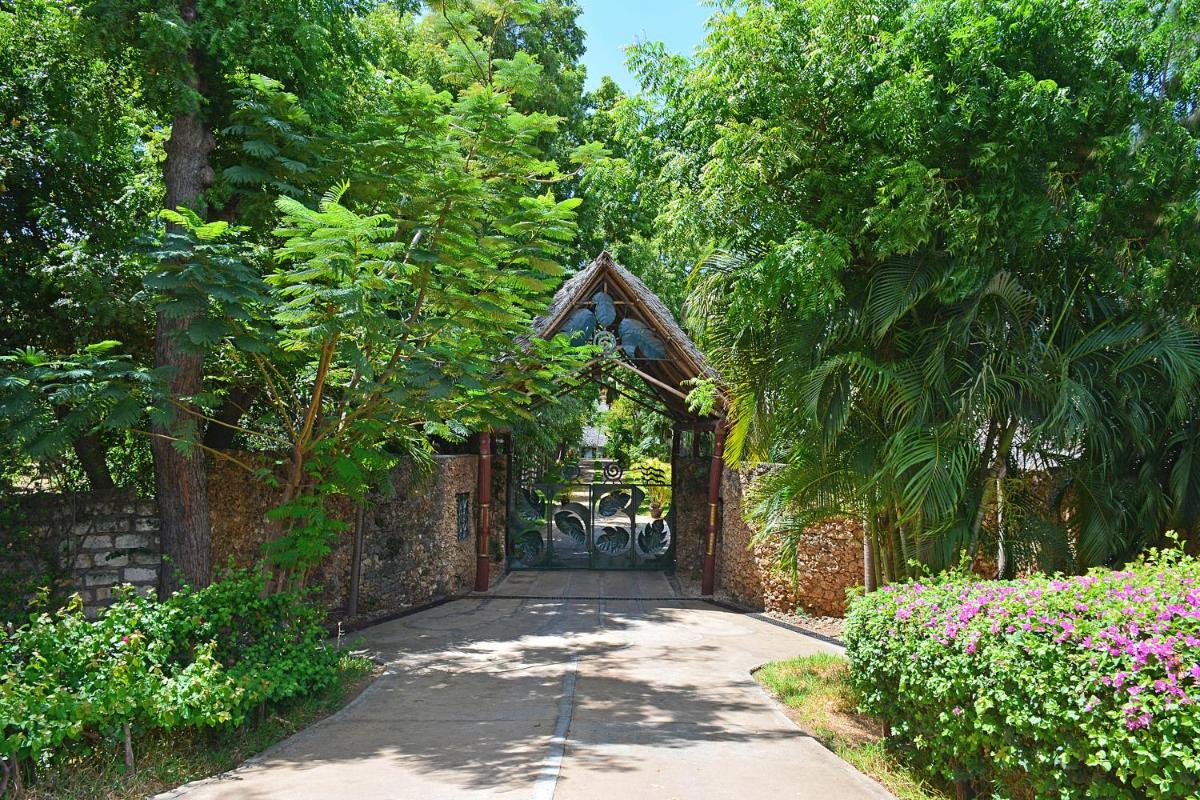 Kilili Baharini Resort & Spa - Housity
