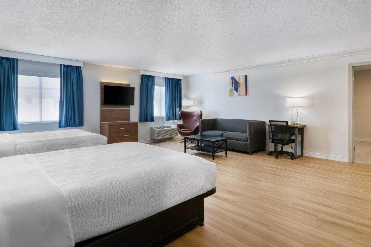 Baldwin Inn & Suites, SureStay Collection by Best Western - Housity