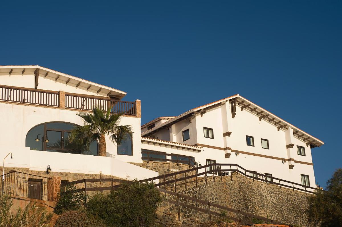 Doña Pakyta - Housity