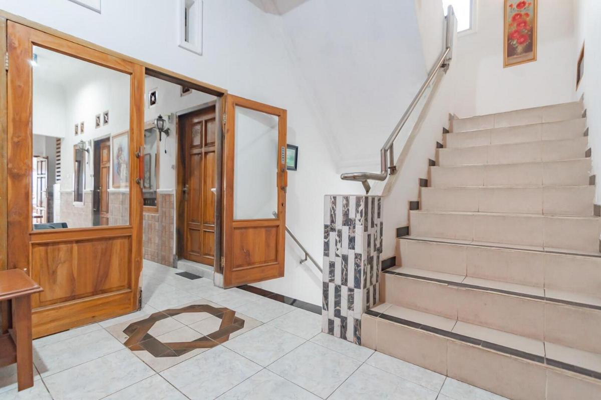 Wisma Vandera Syariah Garut Mitra RedDoorz - Hizvo