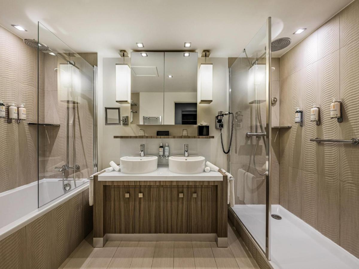 Salle de bains dans l'établissement Sofitel Quiberon Thalassa sea & spa