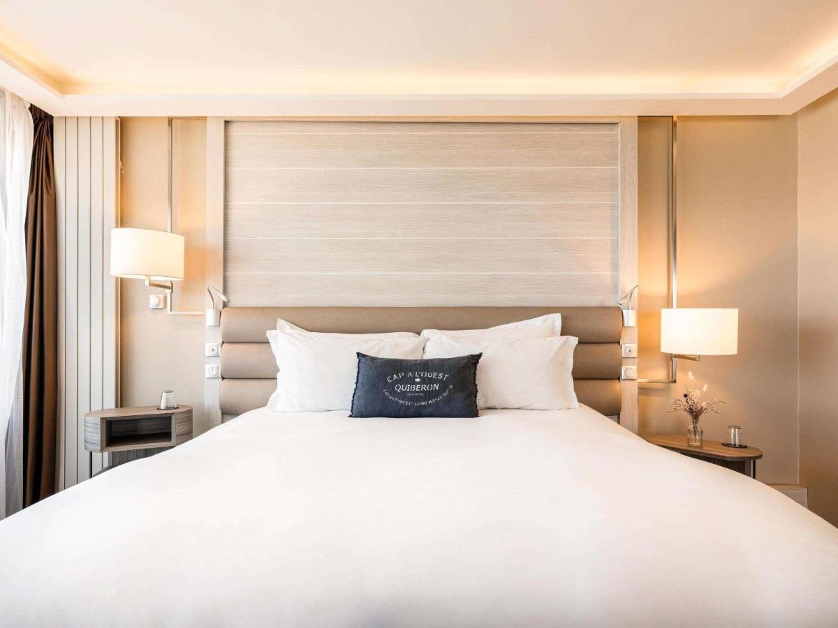 Un ou plusieurs lits dans un hébergement de l'établissement Sofitel Quiberon Thalassa sea & spa