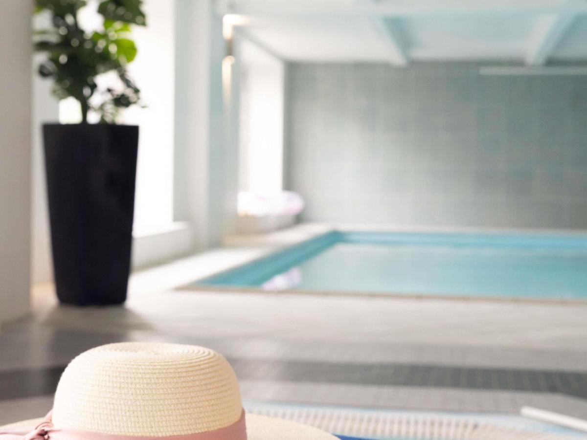 Piscine de l'établissement Mercure Epinal Centre ou située à proximité
