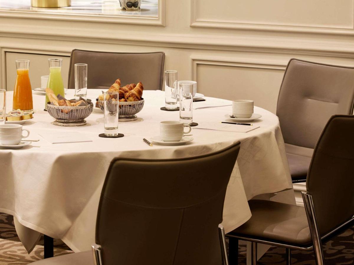 Nourriture dans l'hôtel ou à proximité
