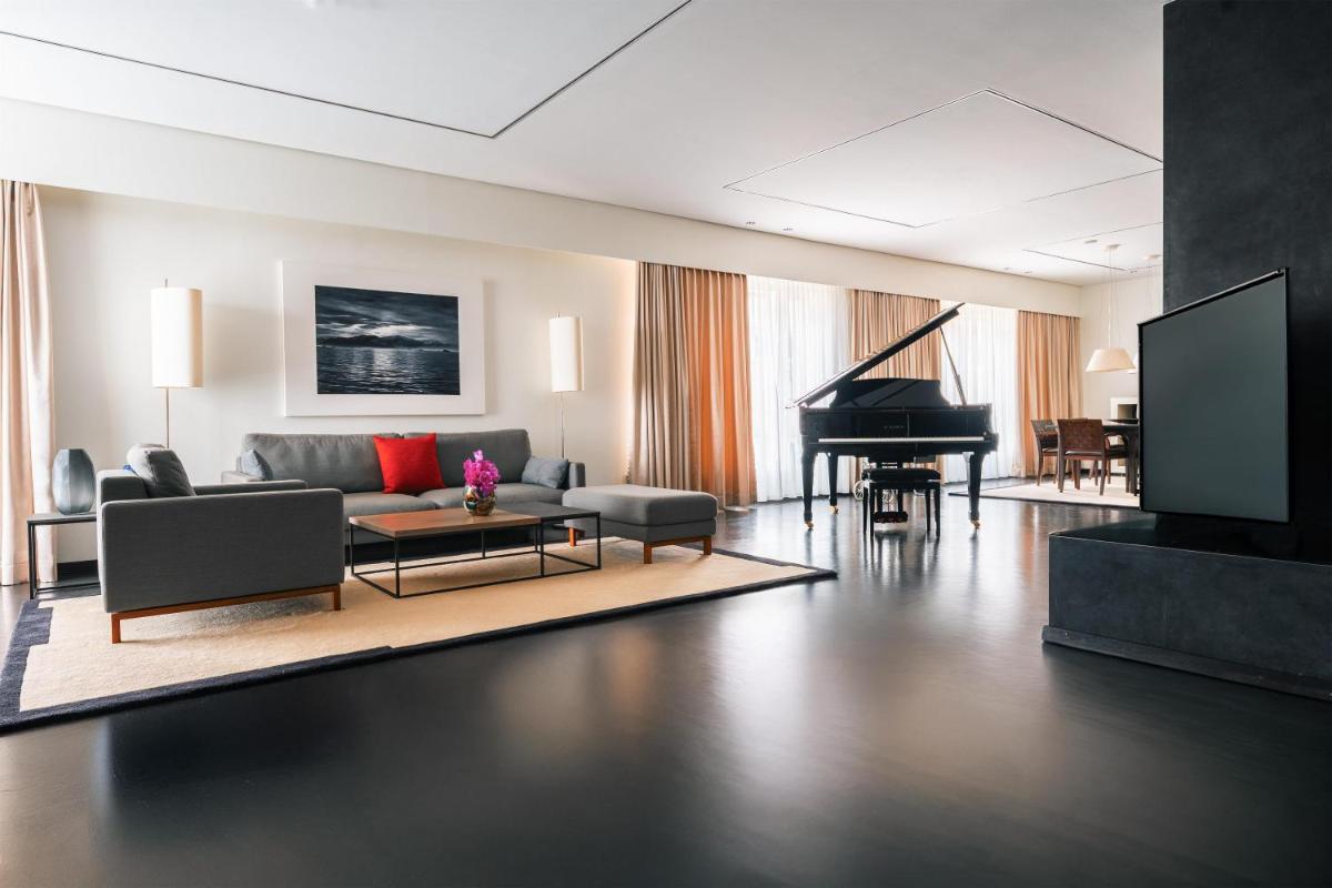 TV/Unterhaltungsangebot in der Unterkunft Grand Hyatt Berlin
