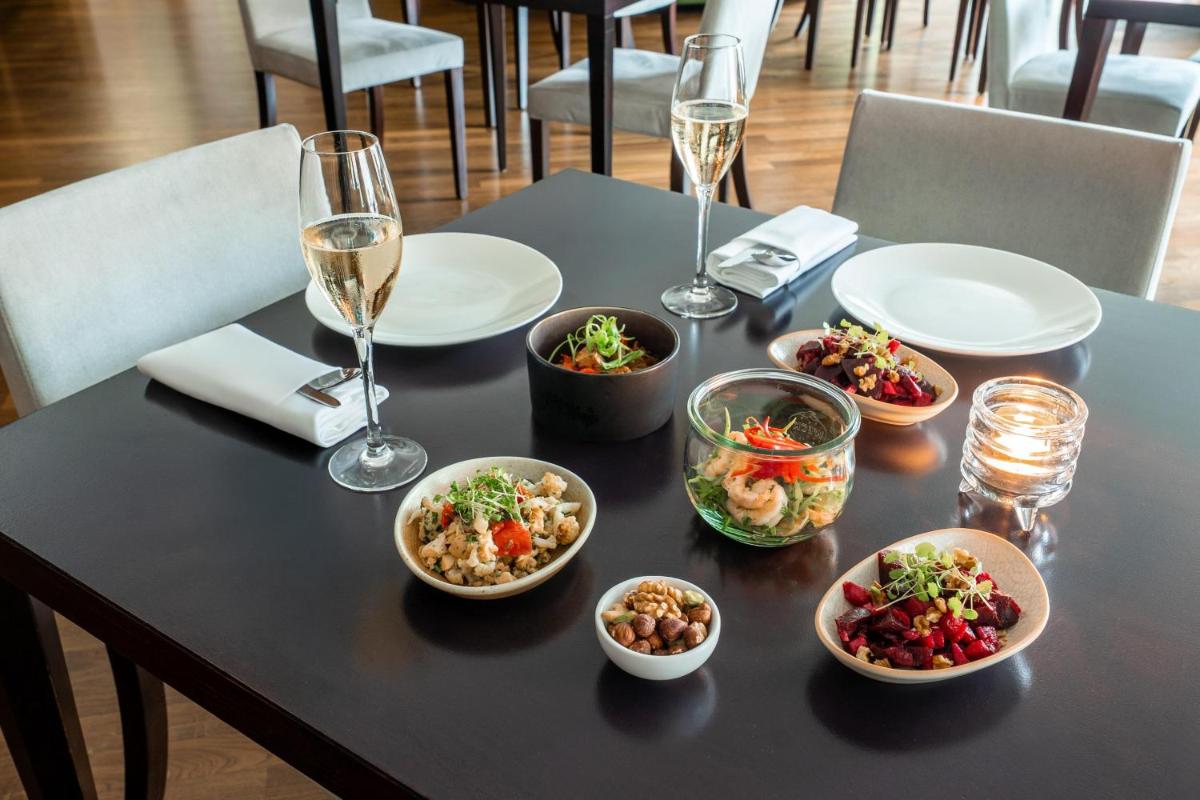 Essen im Hotel oder in der Nähe