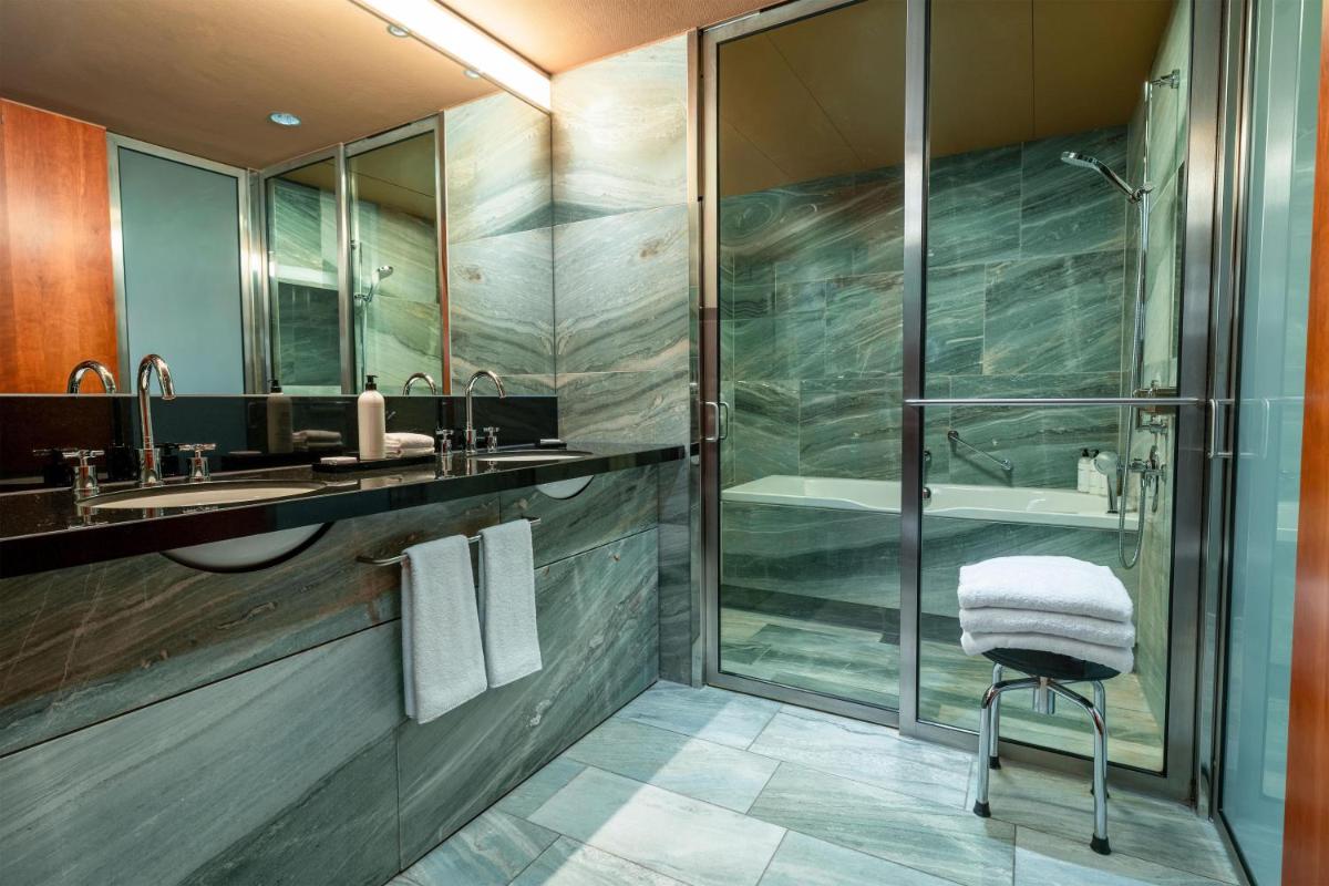 Ein Badezimmer in der Unterkunft Grand Hyatt Berlin
