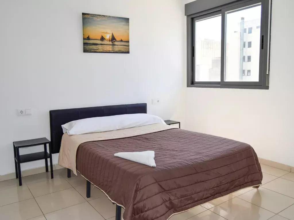 Apartamentos Benicarló Lowcost 3000 - Housity