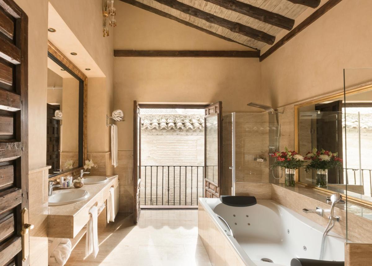 Suitetrails - Hotel Casa 1800 Granada