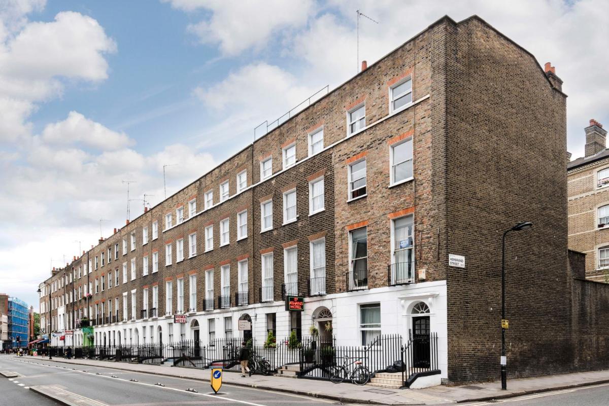 St Athans Hotel - Housity
