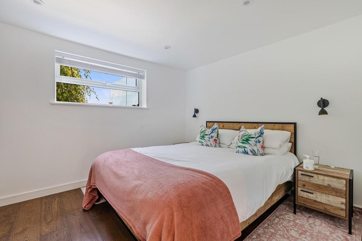 Salcombe Hideaway - Housity
