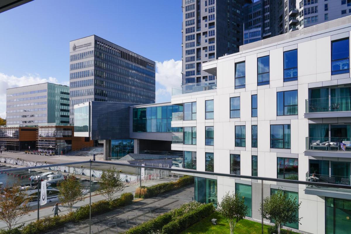 Luxury Yacht Park Apartment Marina View Gdynia Parking - Housity