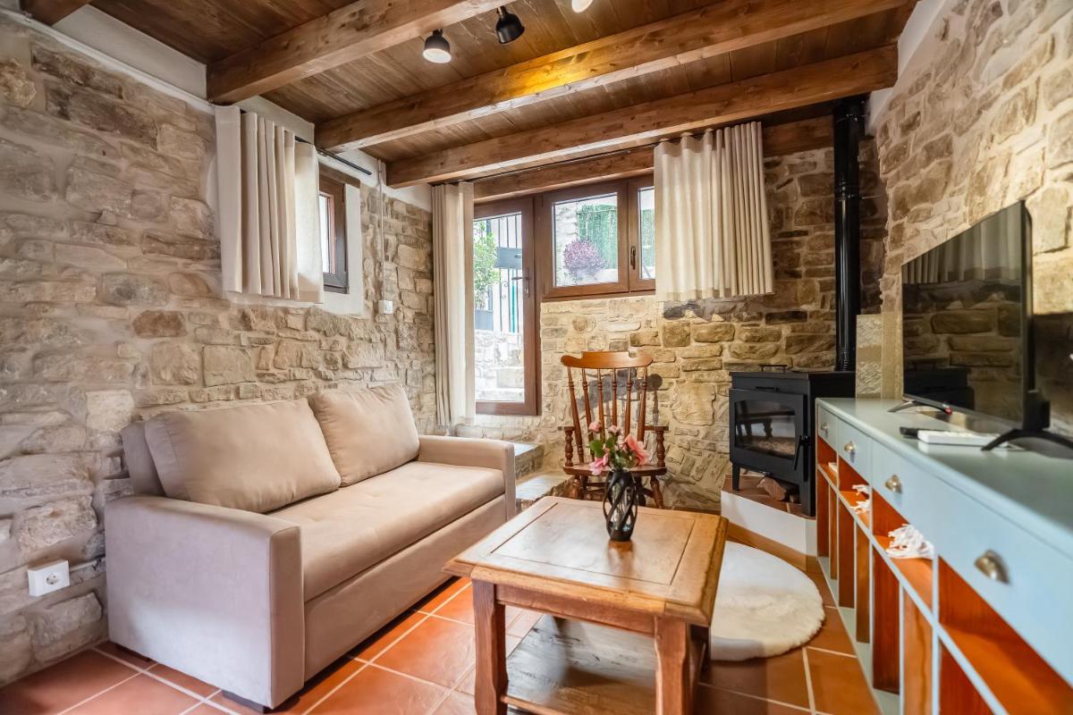La Caseta de Freixenet Encanto rural y natural - Housity