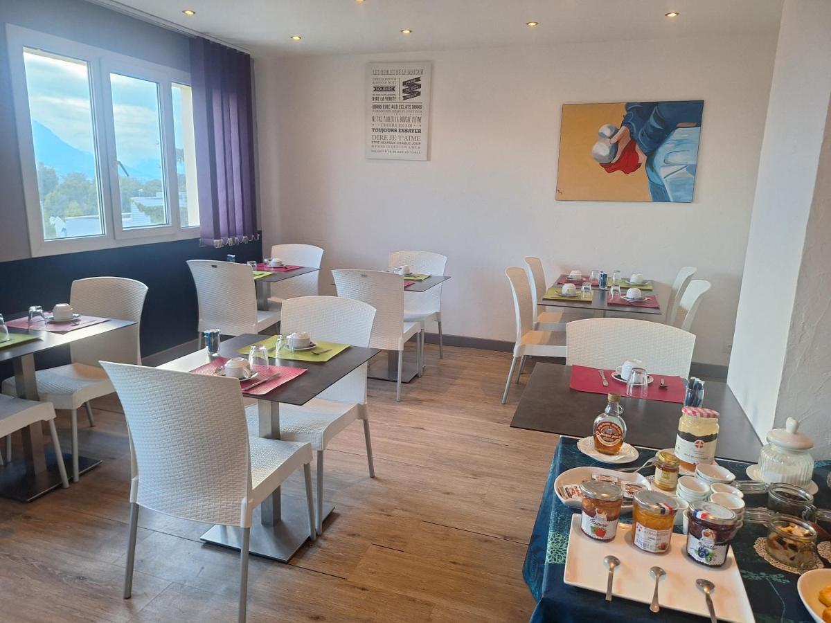 Hotel le Foron - Housity