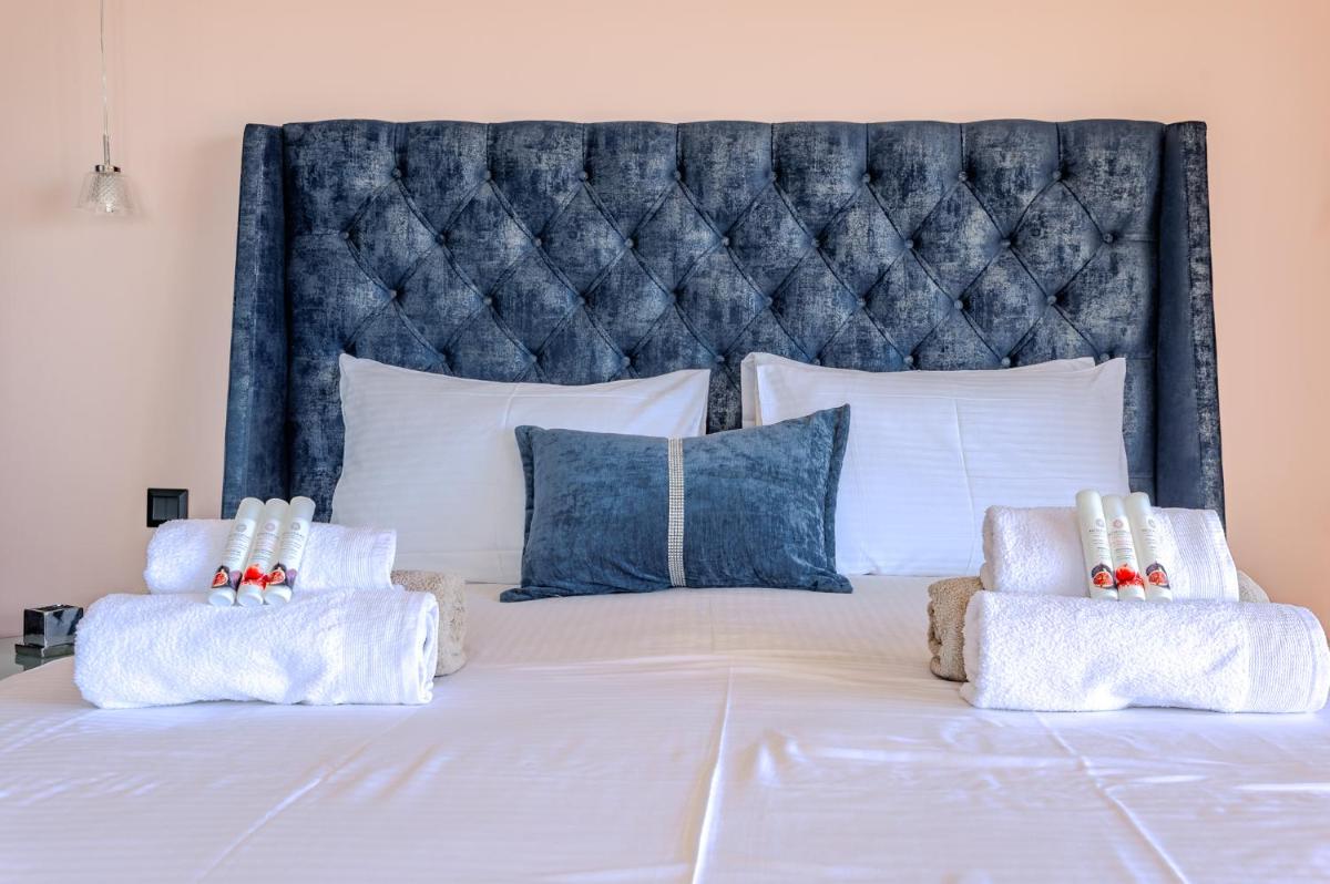 Anemou Nota Villa-Luxury Resort - Housity