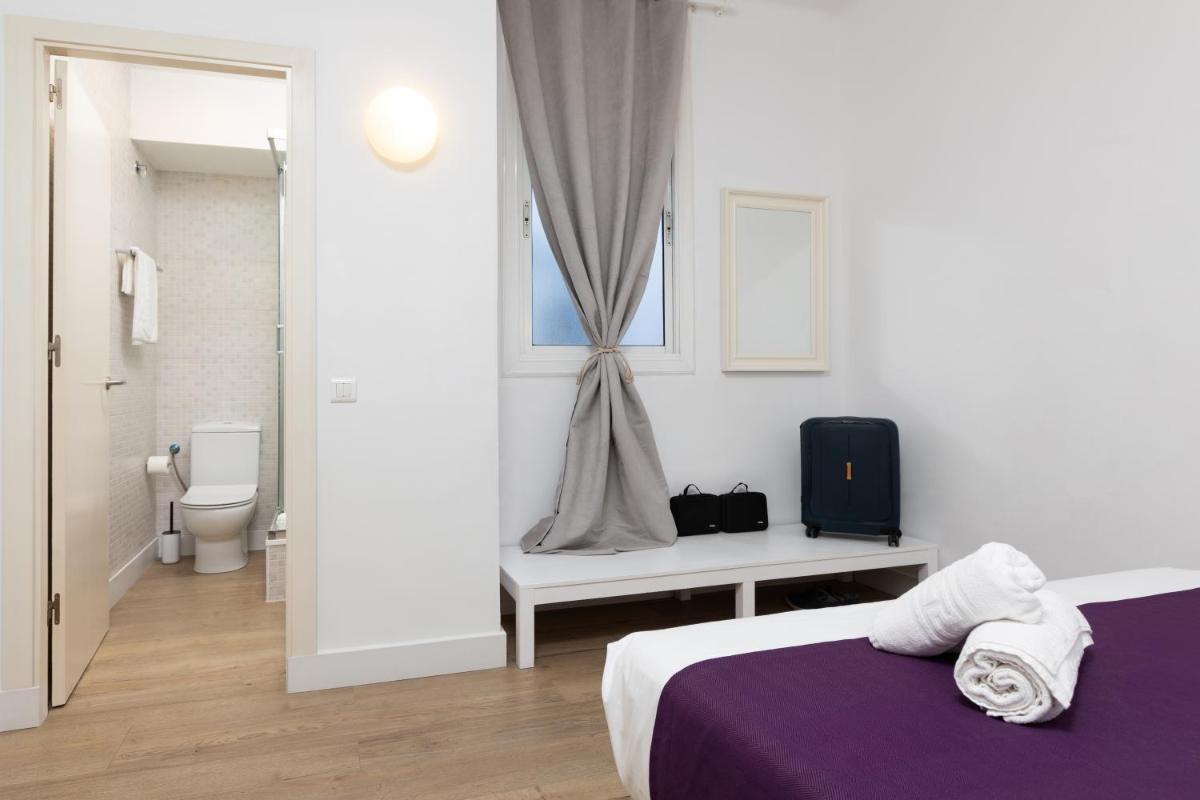 Mayerling Bisbe Urquinaona - Housity