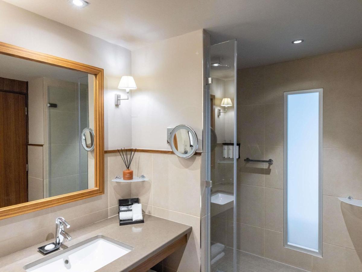 Salle de bains dans l'établissement Sofitel Lyon Bellecour
