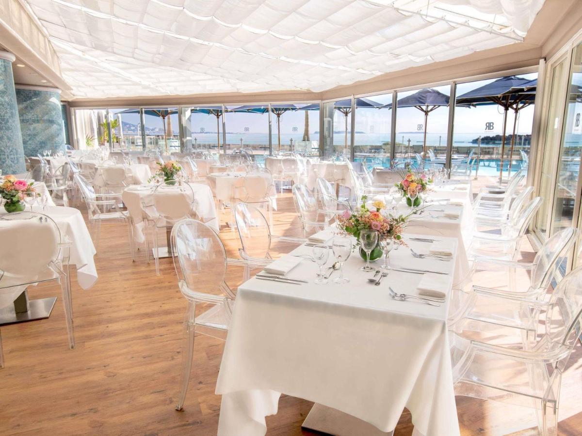 Piscine de l'établissement Pullman Cannes Mandelieu ou située à proximité