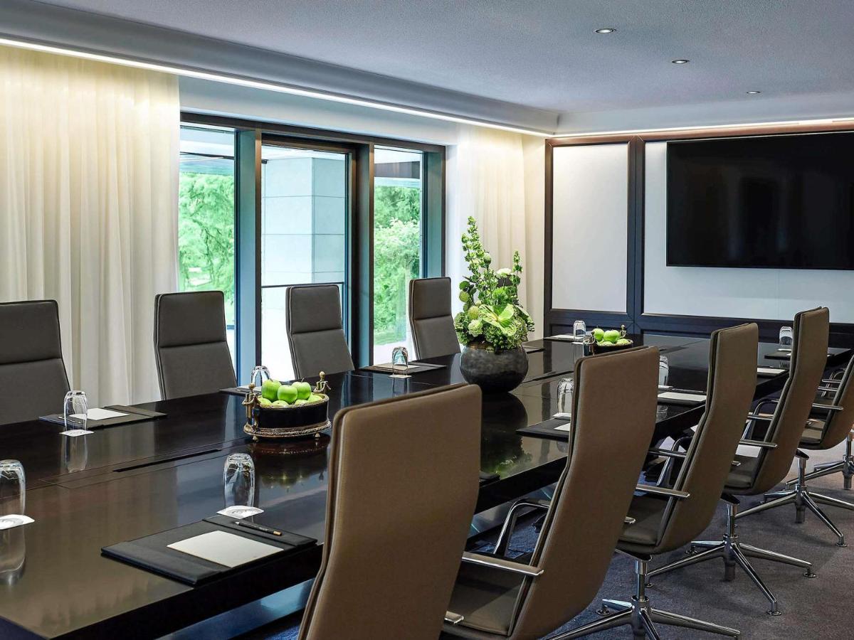 Der Geschäftsbereich oder Konferenzraum in der Unterkunft Sofitel Frankfurt Opera