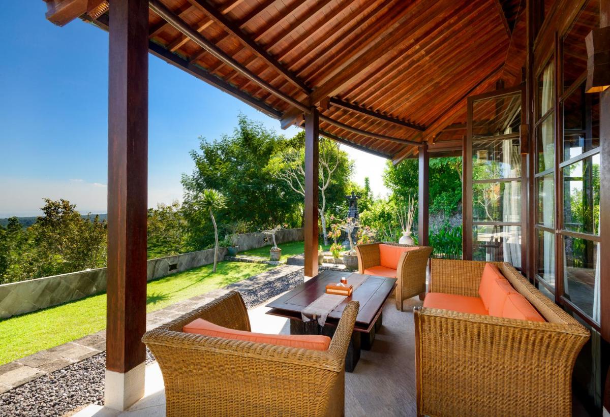Suitetrails - Canang Sari Uluwatu Villas Bali