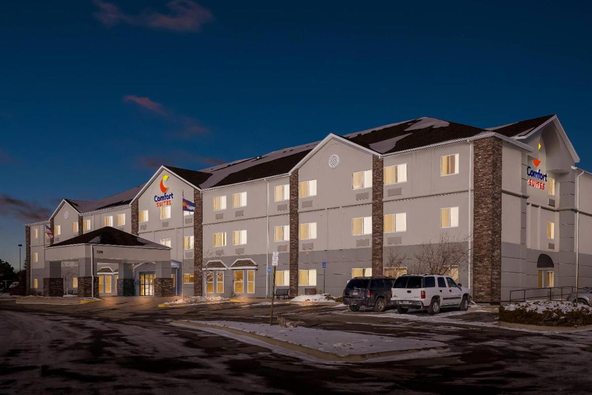 Comfort Suites Denver Tech Center - Housity