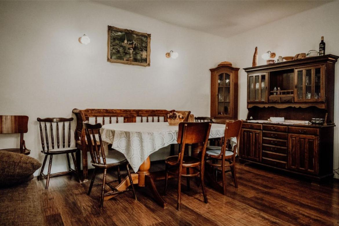 Tulipános Vendégház - Housity