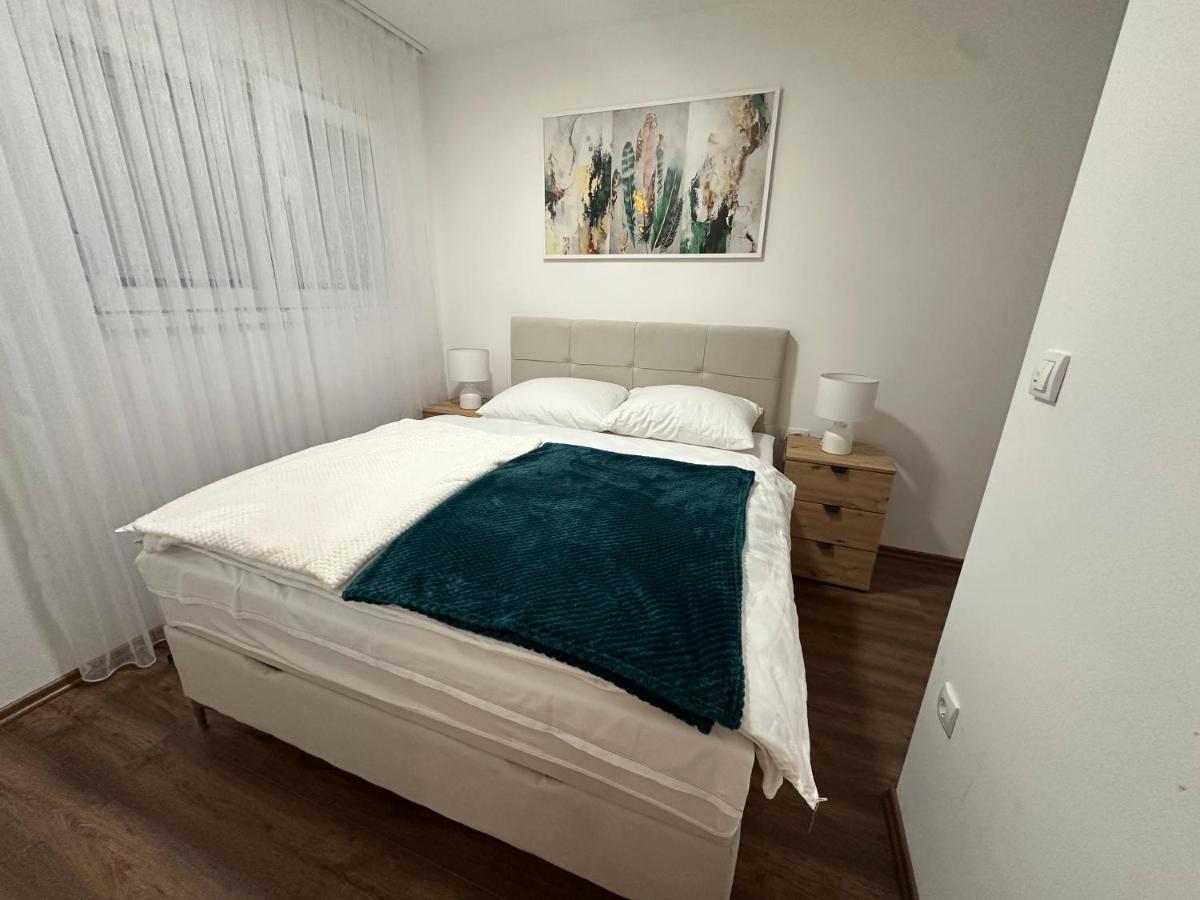 Elit Lux Apartments - Housity