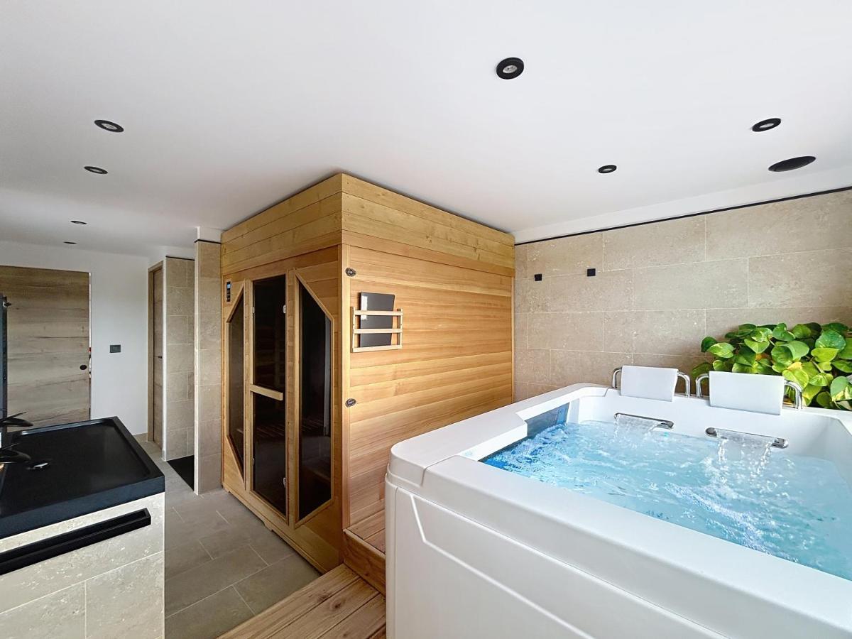 L'Eden Bleu a Langlade - Housity