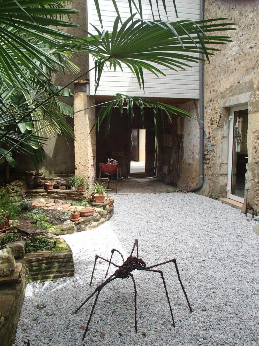 Chambre chez Annick - Housity