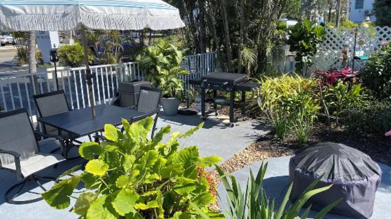 Honu Cove Hotel - Housity