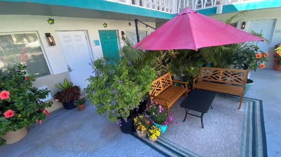 Honu Cove Hotel - Housity