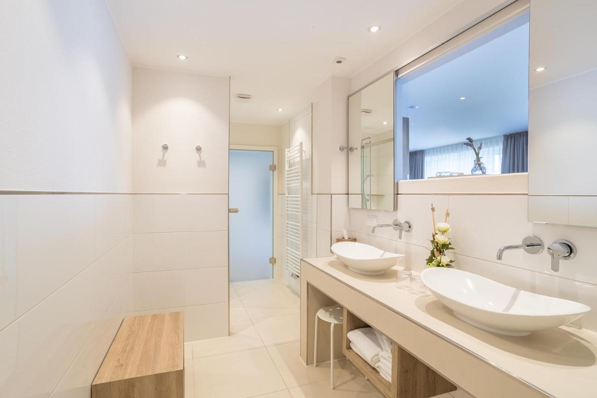 Hotel Regina Maris - Housity