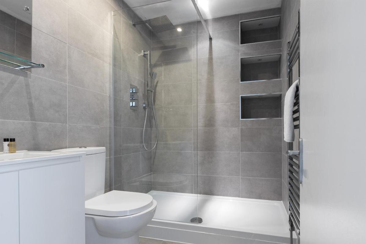 Lovely 2 bedroom flat in the heart of Chelsea - Housity