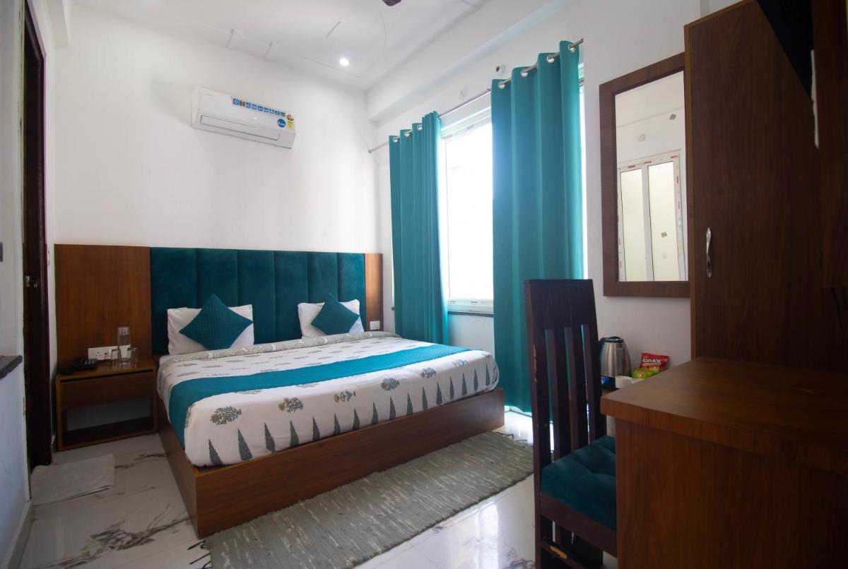 Hotel Parth Inn - Housity