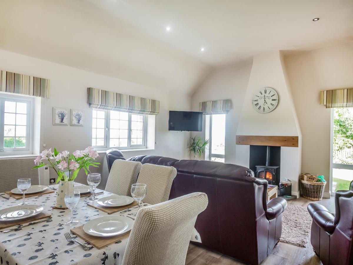 Bryn Awelon - Uk44122 - Housity