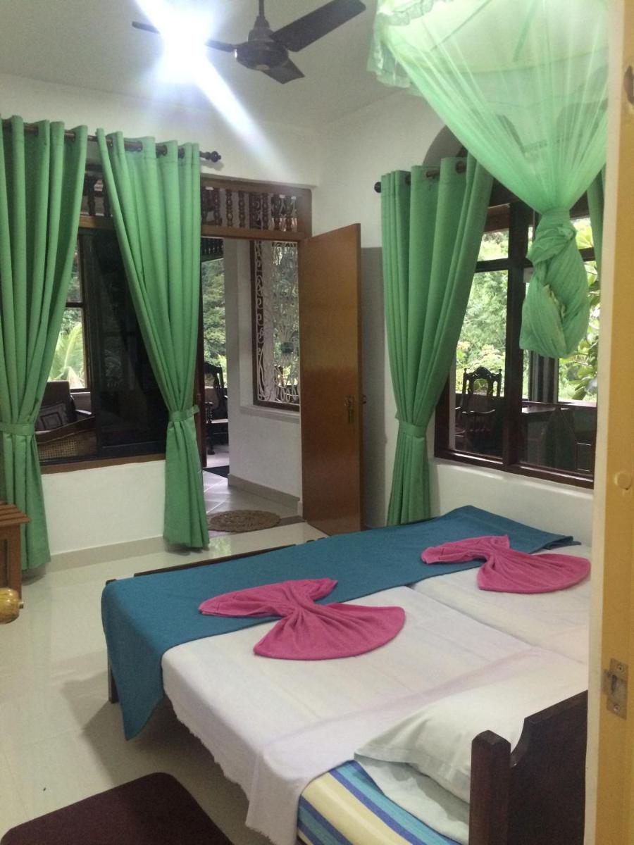 Green Woods - Housity