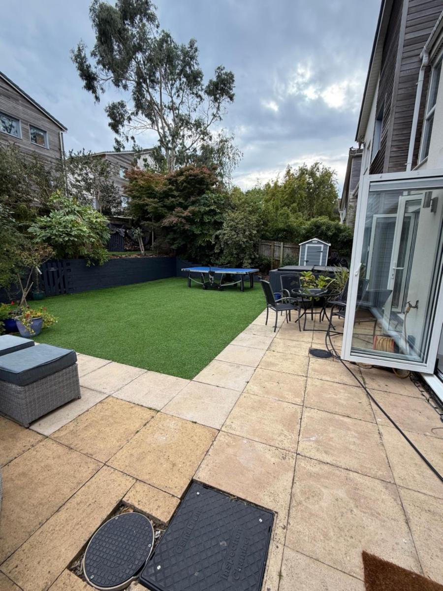 Portishead Coastal Retreat - Housity
