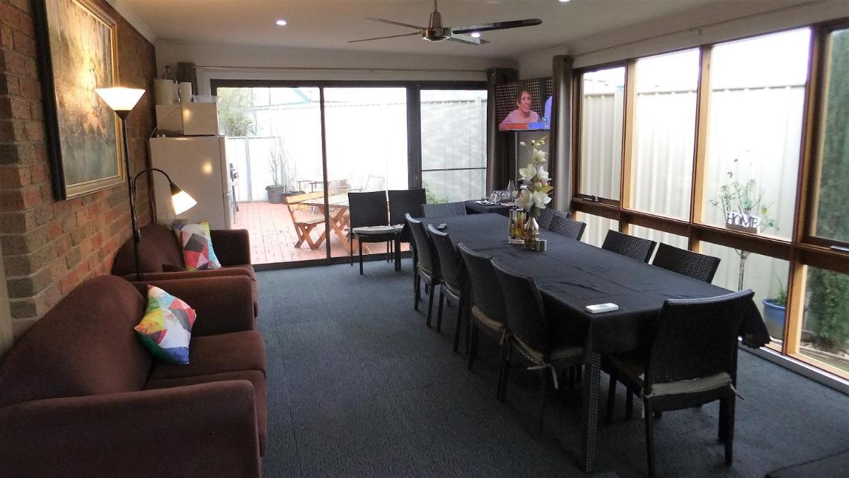 Elwood House - Housity