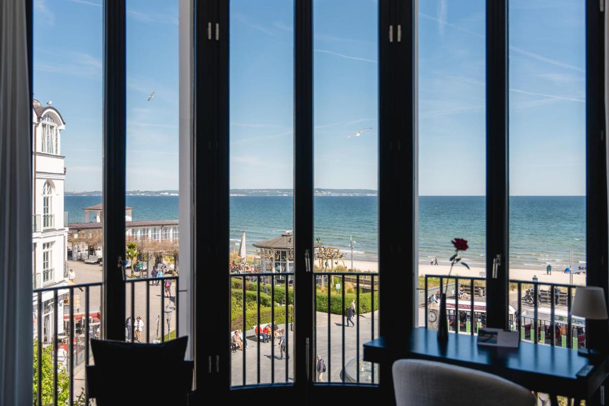 Ein allgemeiner Meerblick oder ein Meerblick von des Hotels aus