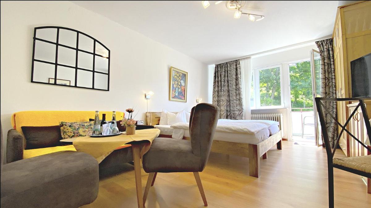 HOTEL YOGA JASMIN ehemals Hotel Eberhardt-Burghardt - Housity