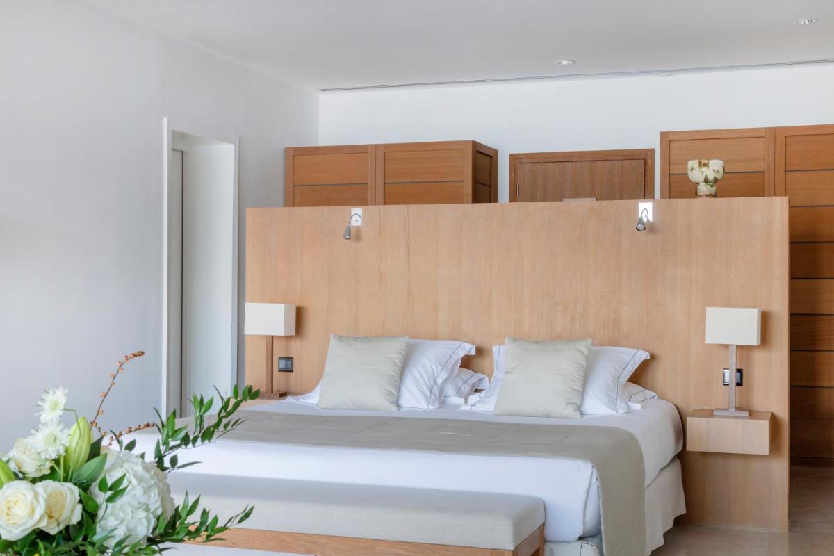 Un ou plusieurs lits dans un hébergement de l'établissement Casadelmar