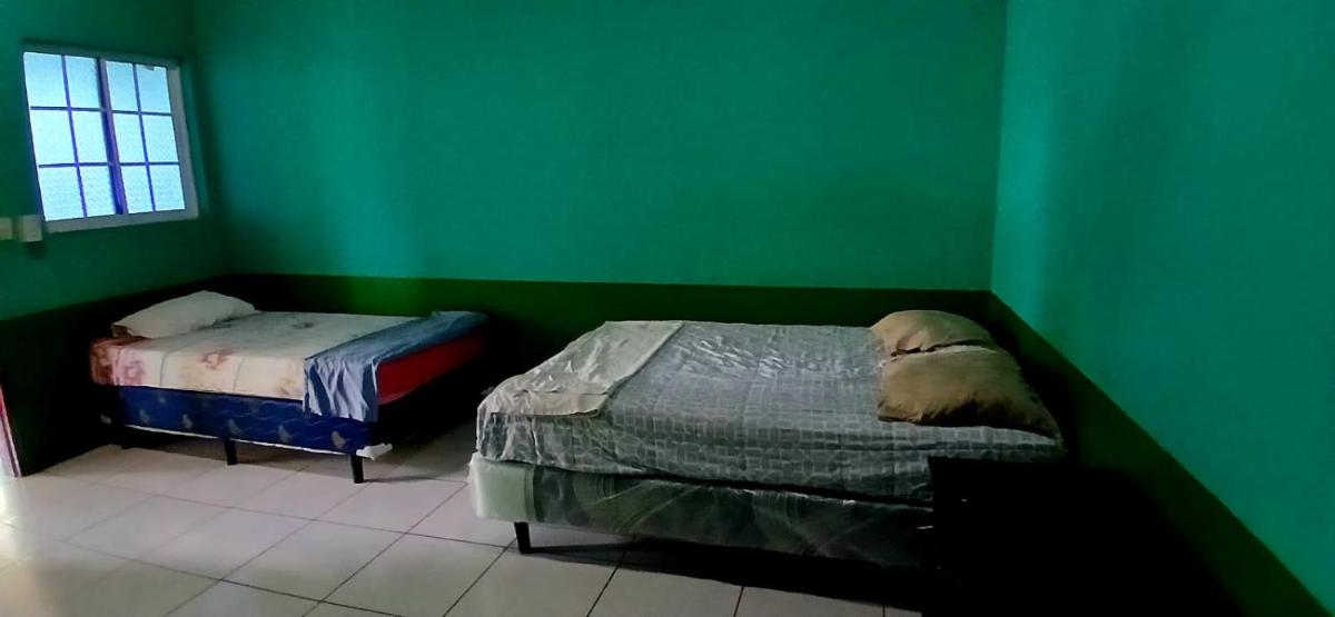 The captains iin - Housity