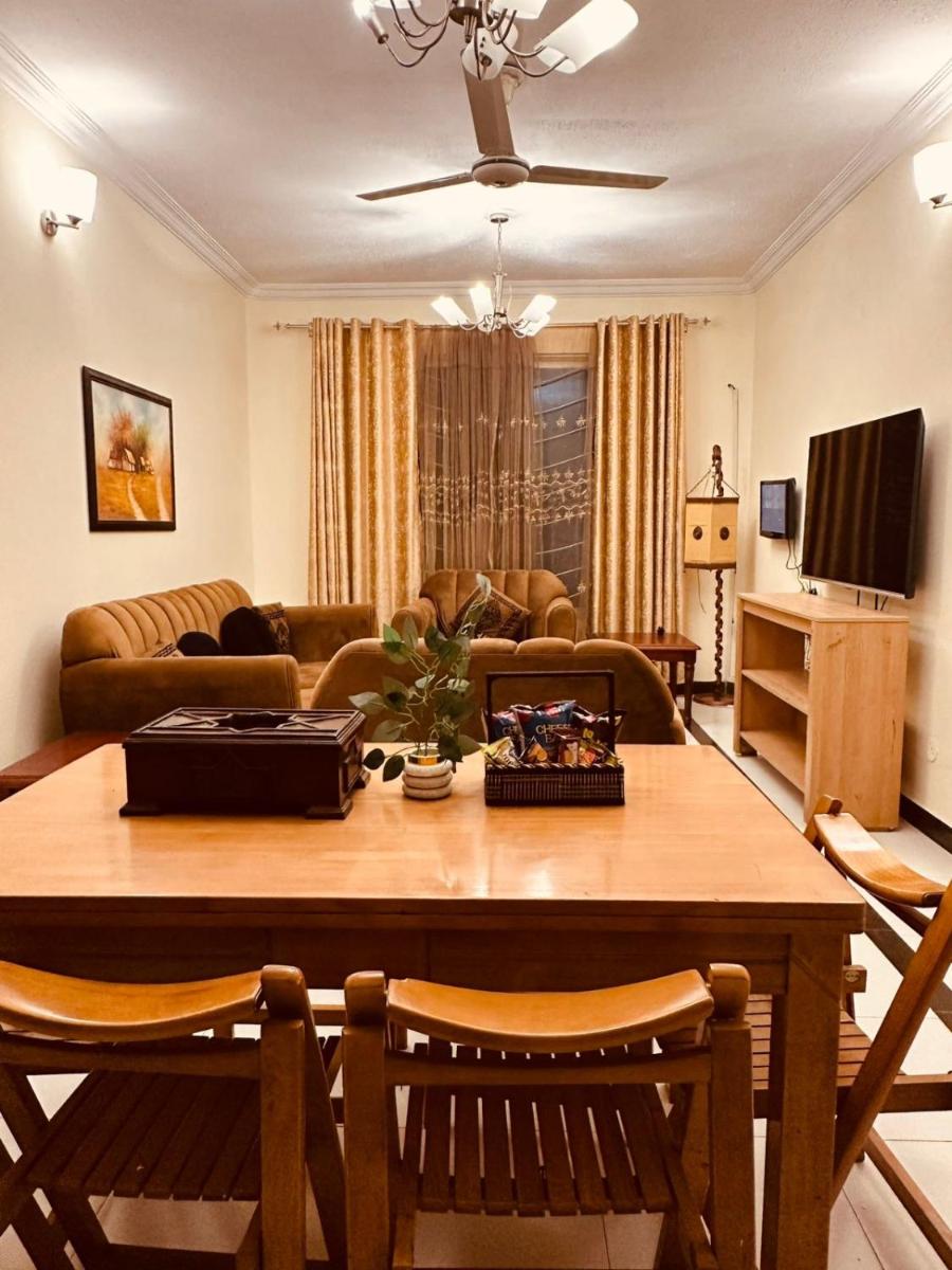 Nook House - Valley View Villa - Housity