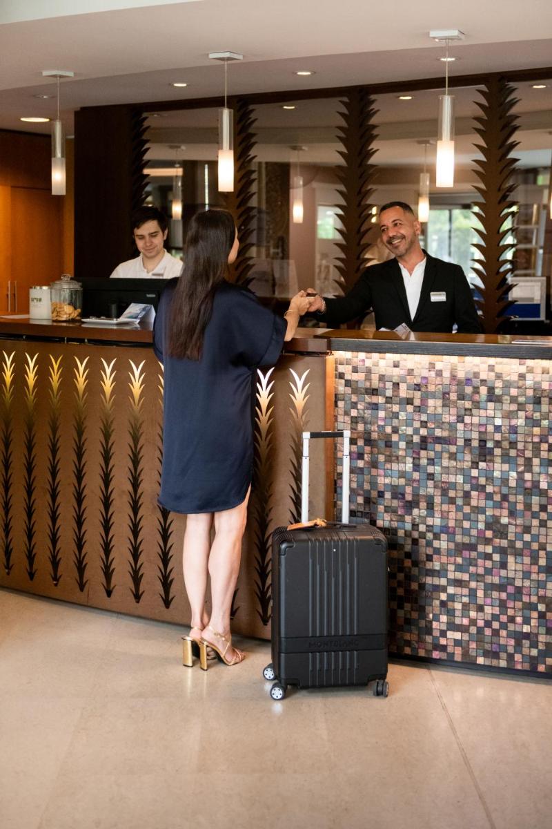 Clients de l'établissement Parc Beaumont Hôtel & Spa Pau - MGallery Collection