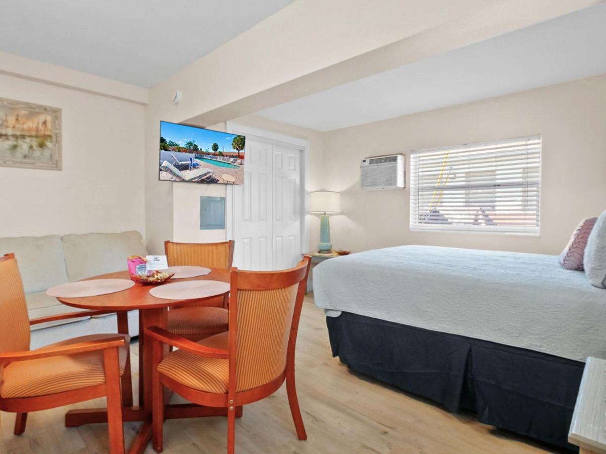 Bella Sirena Inn - Housity